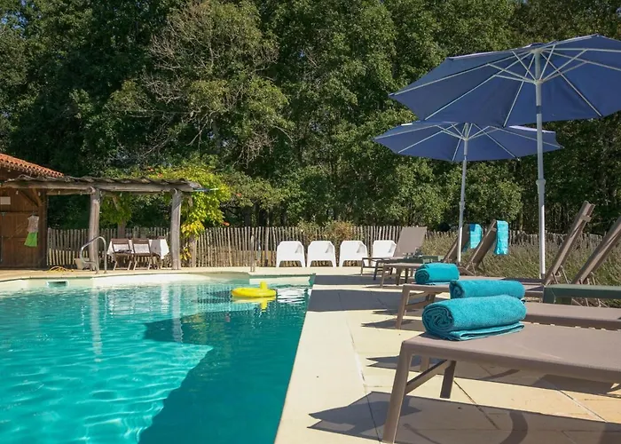 Semesterbostad Le Grand Gapard 24 Pers Issac